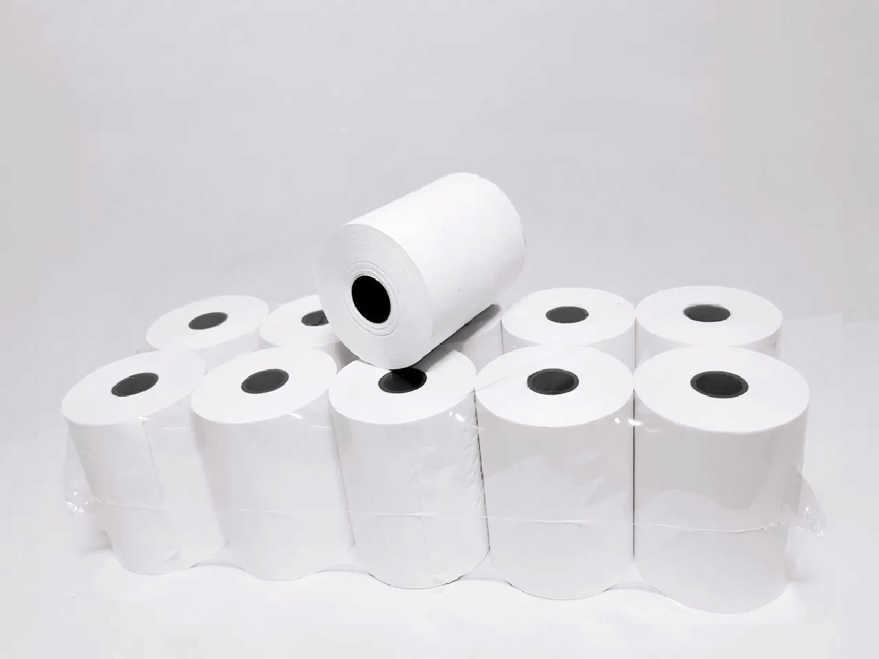 Стрічка контрольна ВСЕСВІТ з термопаперу , ширина 57мм, довжина 28м, втулка 12мм, щільність 55г/м2